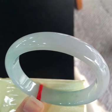 1218贵妃冰镯，种老水足，细腻，完美