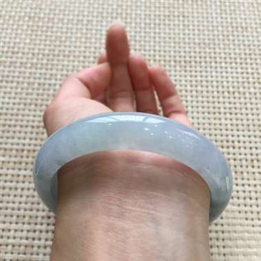 冰晴水正装手镯，口径：57.3*12.8*7.8
