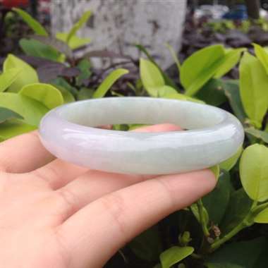翡翠A货59圈口正装手镯，糯种有紫罗兰，完美无裂！