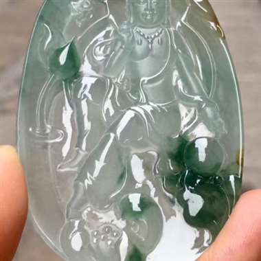 老坑高冰种三彩色《自在观音》，冰透完美起光大件色彩艳丽