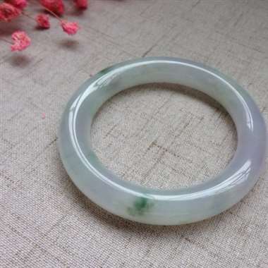 冰飘花春彩圆条手镯，有纹有抠感