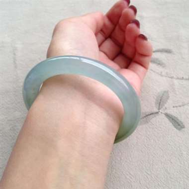 天然翡翠A货冰黄完美圆条手镯