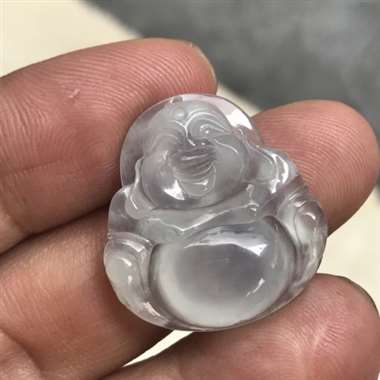完美无裂痕、价格的体现带少量天然白棉也不影响整体、高冰种白冰种、细腻底装起荧光。