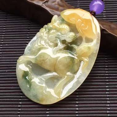天然翡翠A货黄翡“貔貅纳财”吊坠,玉质细腻,完美厚装,雕工精细,性价比高,自然光实拍,大小:55.9 天然翡翠A货黄翡“貔貅纳财”吊坠,玉质细腻,完美厚装,雕工精细,性价比高,自然光实拍,大小:55.9