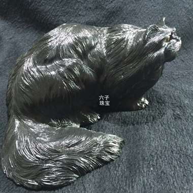 《狸猫》仅供欣赏材质：黑木化作者：郭建军