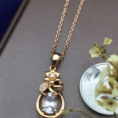18k红金材质镶嵌，主石0.82ct，配钻0.036ct，总重1.94g