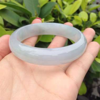 翡翠A货59圈口手镯，糯种紫底，完美，有点棉团！