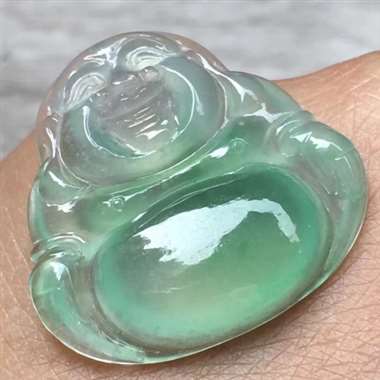 高冰苹果绿佛公，尺寸：21.5*22.5*4.8mm，种好水足，色泽漂亮，品相佳，完美起光。H11