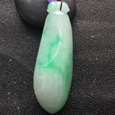 冰糯种飘花福瓜挂件