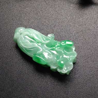 巧雕带色百财 尺寸34-15-7毫米