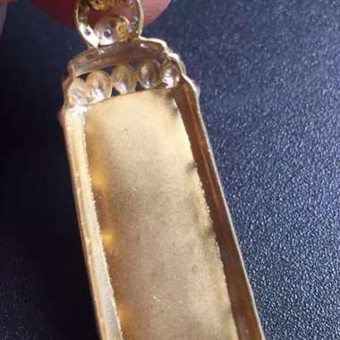 阳绿节节高升吊坠，真金真钻镶嵌，完美，种水超好，玉质细腻