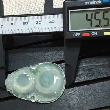冰飘花大葫芦，完美起光，大件厚庄料，非常大气，性价比高，值得推荐