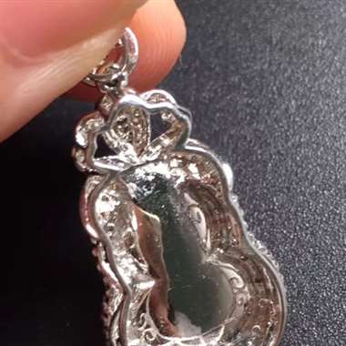 Y冰绿葫芦吊坠，真金真钻镶嵌，完美，种水超好，玉质细腻