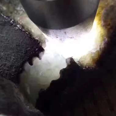 DJ365新货655g莫西沙天然断口开窗冰大牌料,沙粒均匀细致,水长,肉质细腻起荧光, DJ365新货655g莫西沙天然断口开窗冰大牌料,沙粒均匀细致,水长,肉质细腻起荧光,