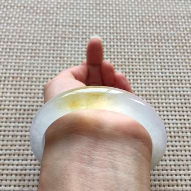 冰起胶起光黄翡正装手镯,口径:55.5*11.4*8,50.70g 冰起胶起光黄翡正装手镯,口径:55.5*11.4*8,50.70g