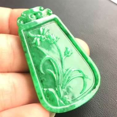 冰种阳绿竹叶挂件