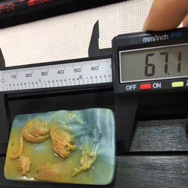 下山虎，虎行天下，精工雕刻，俏色巧雕，出神入化，活灵活现，霸气十足，大件，细腻，厚庄，完美，值得拥有
