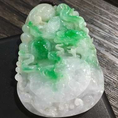 龙头龟，龙与龟的个体，寓意富贵长寿，衣锦荣归的意思，有化煞作用，是常用的风水物之一，完美色阳，雕工精
