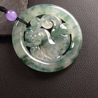 冰种飘花龙吊坠 水润通透 完美一手货 冰种飘花龙吊坠 水润通透 完美一手货
