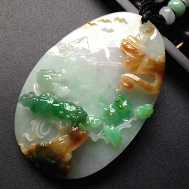 巧雕黄加绿朝拜 尺寸68-45-14毫米