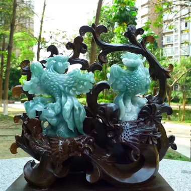 特色带底色 英明神武 比翼双飞 成双成对 摆件 寓意好 种水杠杠 栩栩如生 颜色靓丽 精巧 线条优