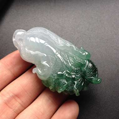 巧雕带色百财 尺寸58-32-12毫米