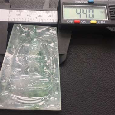 冰飘绿观音，大气美观，雕工精湛。