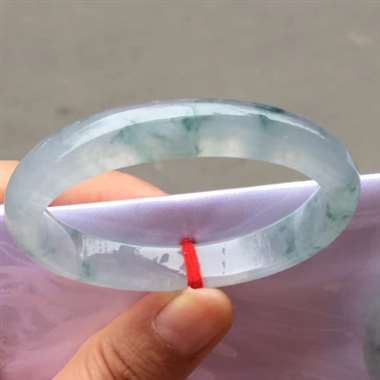 55.4圈口贵妃手镯，美极了，小手福利，高冰白飘兰花，有质量，钢性十足，完美，圈口对的可以收，尺寸5