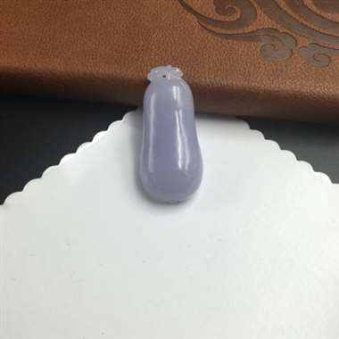 缅甸翡翠A货,福到了,财运滚滚,上身效果超级赞,完美饱满,性价比超高,手慢无货了。 缅甸翡翠A货,福到了,财运滚滚,上身效果超级赞,完美饱满,性价比超高,手慢无货了。