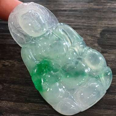冰带色观音娘娘，完美起光色阳，冰清玉洁，面相好，性价比高，推荐，尺寸61.6*34.7*5.6mm