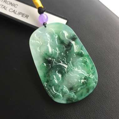 冰种飘花龙牌挂件 冰种飘花龙牌挂件