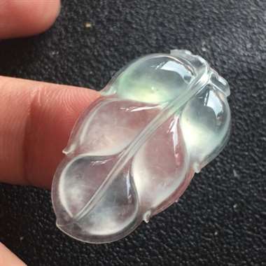 高冰飘花翡翠挂件 冰爽干净 水润通透
