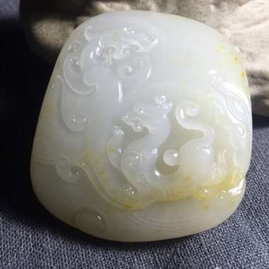 72.7克独籽料，白度一级，质地细腻，油润 精雕细琢无苟且