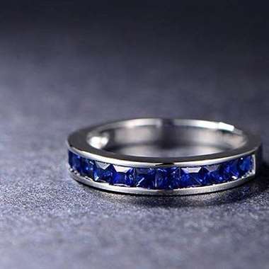 18K金蓝宝石戒指，主石1.42ct，重量3.08g，手寸17#