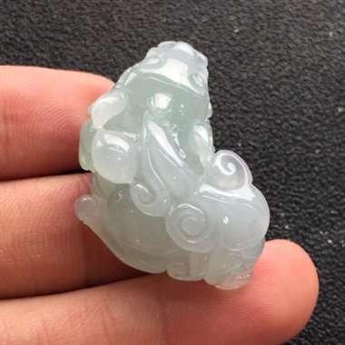 冰种飘花貔貅挂件 冰爽通透 底细干净