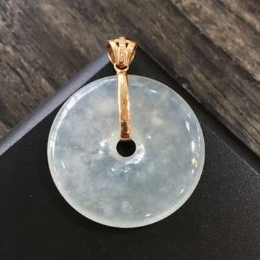 冰种平安扣,完美起光,饱满细腻,18K玫瑰金南非真钻镶,性价比高,推荐,尺寸39.8*31.0*4. 冰种平安扣,完美起光,饱满细腻,18K玫瑰金南非真钻镶,性价比高,推荐,尺寸39.8*31.0*4.