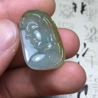 冰种三彩美女吊坠 种老水润 冰透十足 设计独特 俏色分明 雕工精湛 栩栩如生