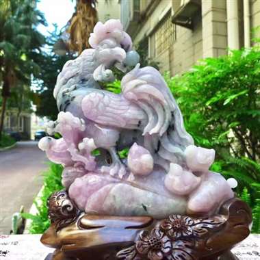 翡翠A货老种冰透紫底金鸡报晓，阖家辛福，公鸡摆件 约裸石尺寸：230/200/65 连底坐：330/