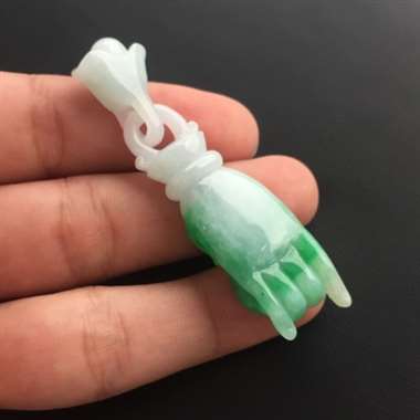 冰种飘阳绿如意佛手挂件
