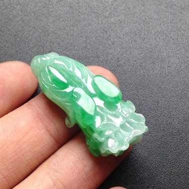 巧雕带色百财 尺寸34-15-7毫米