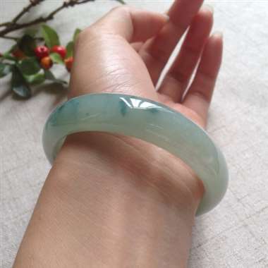 冰起胶飘花正装手镯，完美！