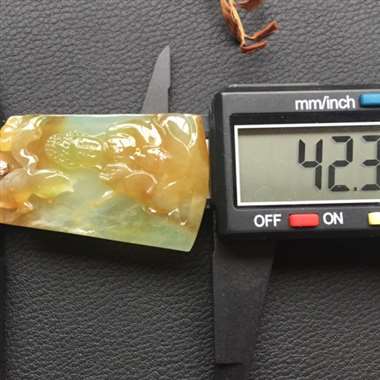 冰种飘花观音挂件 玉质细腻饱满 色泽靓丽 造型美观