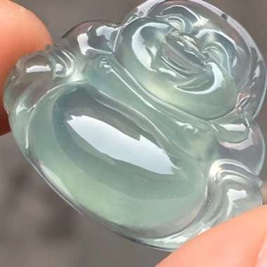 福利！冰种小坐佛：完美无裂纹，种老起胶，雕工精致，饱满，尺寸：21/25.2/7.7 ，tm16