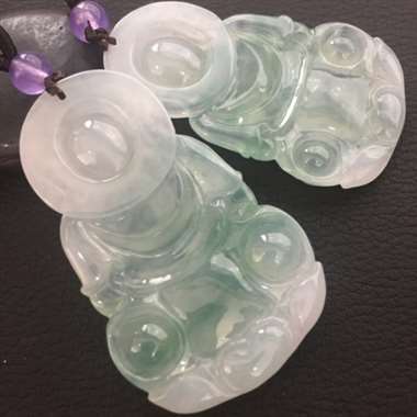完美冰糯种飘花观音挂件一对 色泽靓丽 细腻饱满