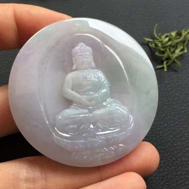 糯种飘花阿弥陀佛挂件，干净清爽，造型饱满，完美无瑕。