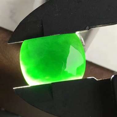 冰种墨翠马鞍戒面 