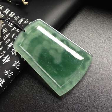 冰种晴底虎牌 尺寸51-33-5毫米